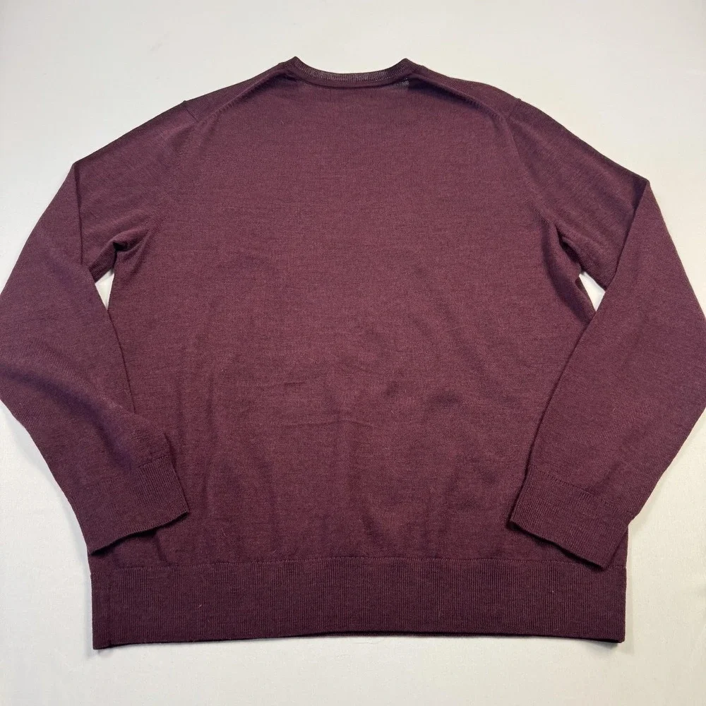 Banana Republic Sweater Mens Large Purple 100% Merino Wool‎ V Neck Pullover